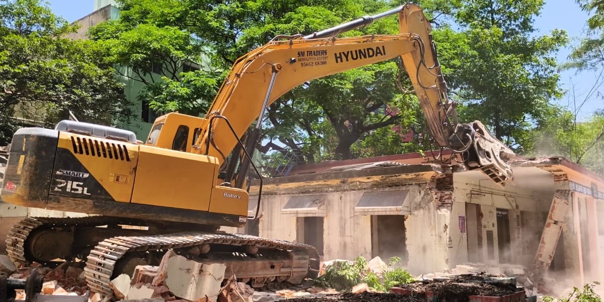 Building demolition contractor in NOIDA